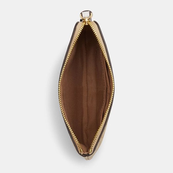 🥰 Corner Zip Wristlet In Signature Canvas With Heart Print - Picture 4 of 10